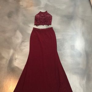 Maroon prom dress